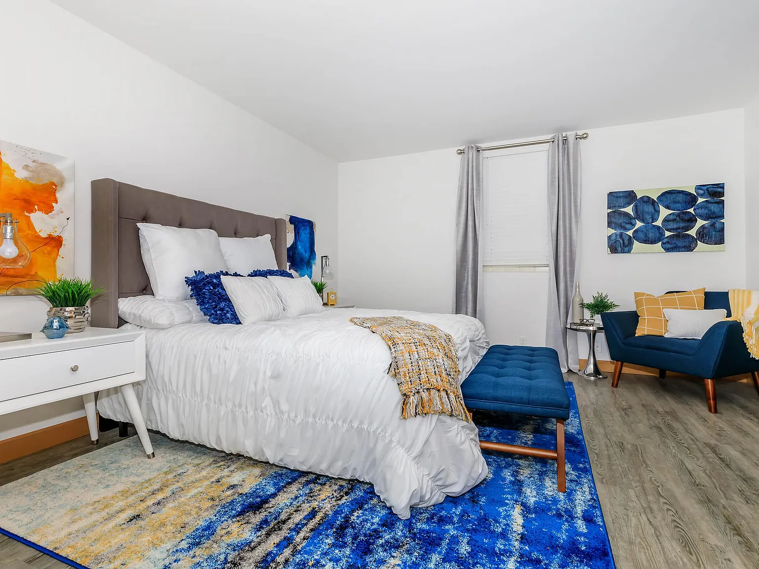 Grandview Apartments — Photo 4