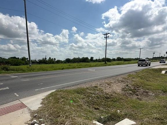 3rd image of 7 N Bentsen Palm Dr