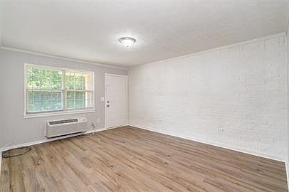 1st image of 1309 E 1st Ave APT 106
