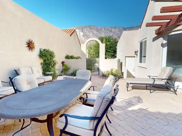 2866 La Cadena Ct, Palm Springs, CA 92264