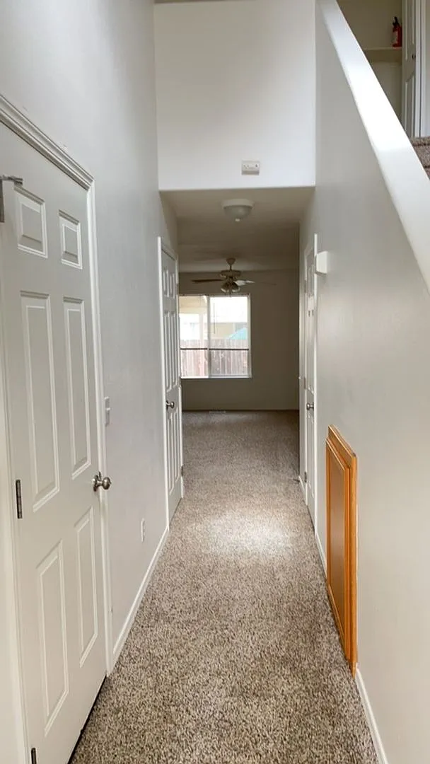 (872) Easy Street House - 3 Bedroom / 2.5 Bathroom — Photo 4