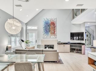 613 Highland Ave UNIT 613, Needham Heights, MA 02494