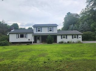 523 Old Hopewell Rd, Hopewell Junction, NY 12533