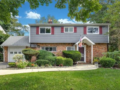 43 Bobwhite Ln, Hicksville, NY, 11801