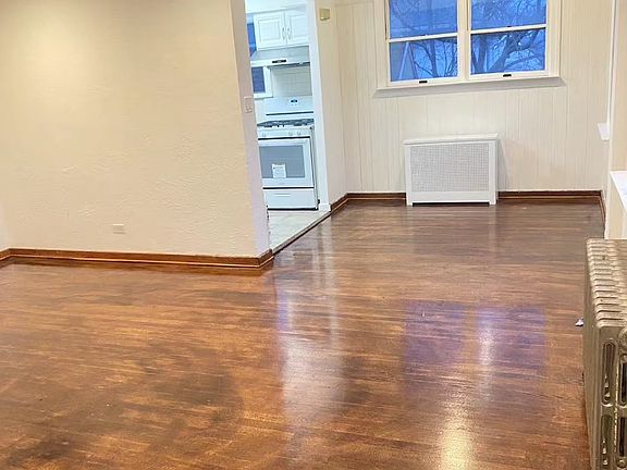 2nd image of 32 38/40 154th St #2