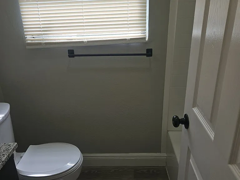 408 A Ln — Photo 19