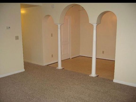 5th image of 961 Golfview Dr APT 202