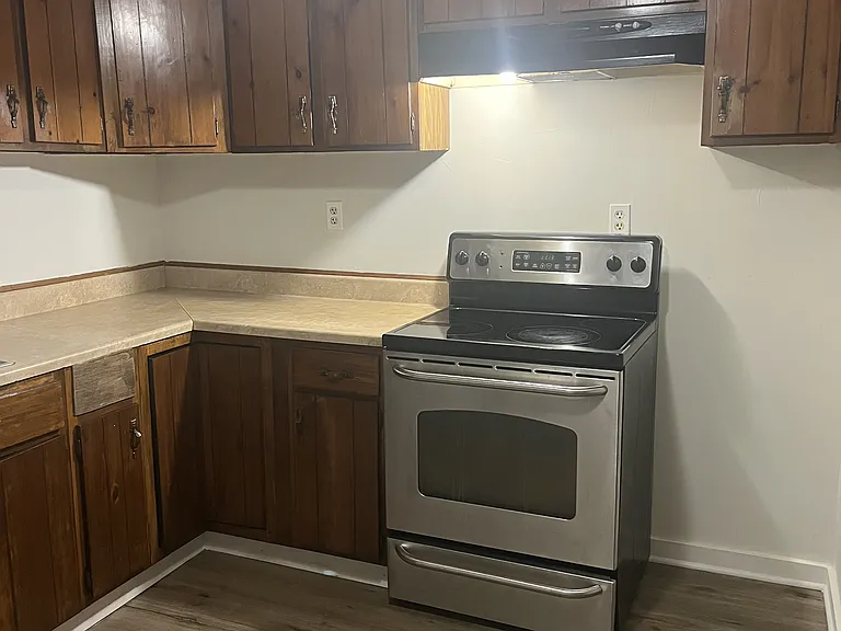 163 Drexel Ave — Photo 9