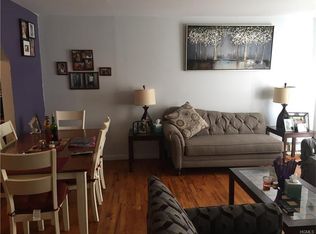 386 Huntington Ave, Bronx, NY 10465