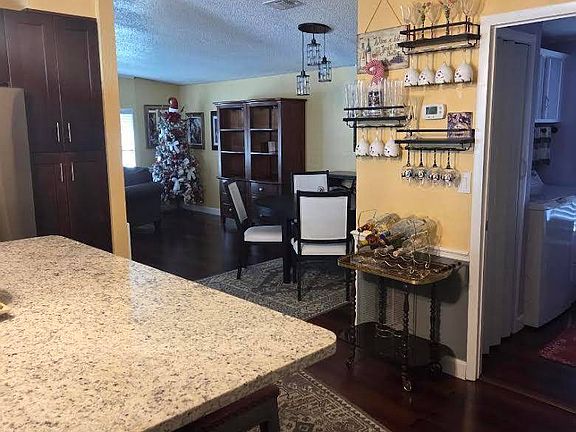 4th image of 10832 Hayden Ave
