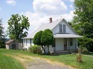88 Coon Ridge Rd, Hillsville, VA 24343