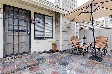 4th image of 1700 W Cerritos Ave Unit 210