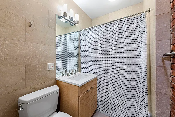 Rented by SERHANT. | media 18