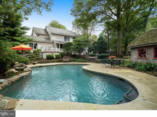 42 Creek Vw, Perkasie, PA 18944