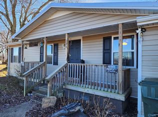 286 Hunter Rd, Hazel Green, AL 35750