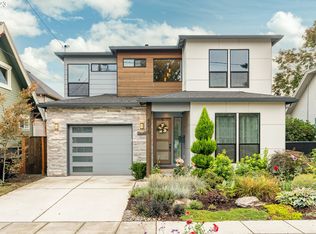 6070 SE Pardee St, Portland, OR 97206