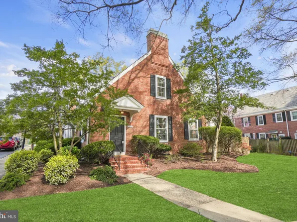 3610 S Taylor St, Arlington, VA 22206