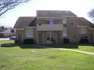 402 Summer Ct APT 1C, College Station, TX 77840