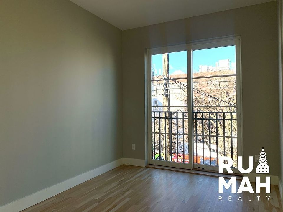 1st image of 1636 De Kalb Ave #23