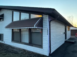 16454 Wolcott Ave, Markham, IL 60428