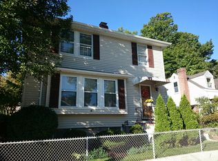 130 Perham St, West Roxbury, MA 02132