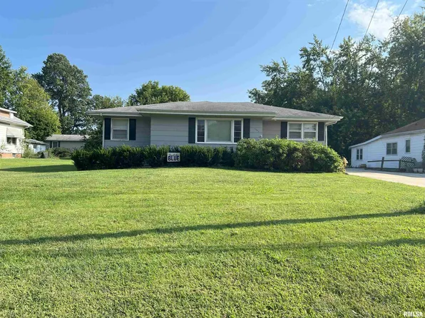 1505 W Lafayette Ave, Jacksonville, IL 62650