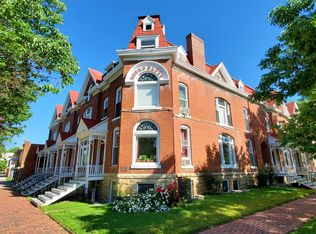 600 SW 6th Ave APT 3, Topeka, KS 66603