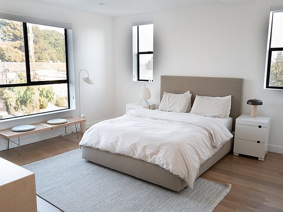 4th image of 1515 S Holt Ave APT 301