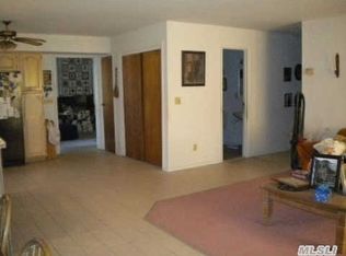 139 Brookfield Ave, Center moriches, NY 11934