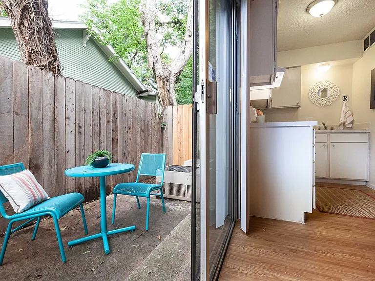 4209 Avenue B — Photo 21