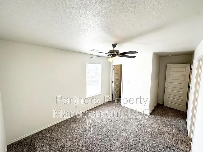 875 S Amarillo Ave #2 — Photo 14
