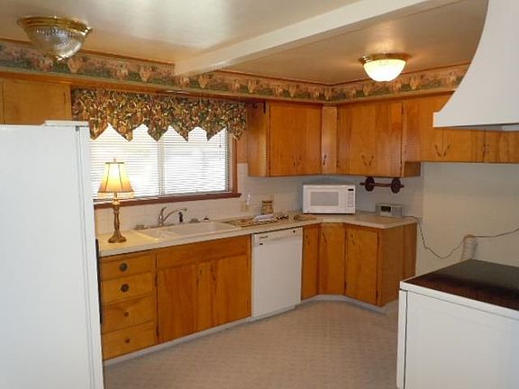 4th image of 1814 N 11th Ave