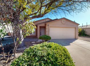 10315 Khamsin Dr NW, Albuquerque, NM 87114