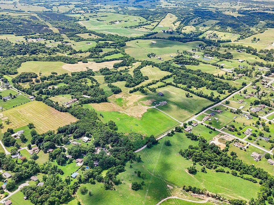 2nd image of 465 Opossum Kingdom Rd