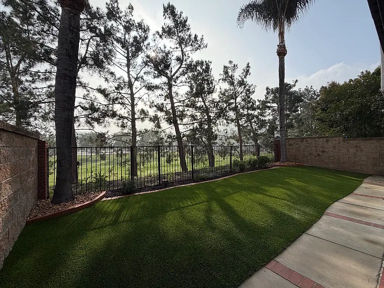 16139 Firestone Ln — Photo 21