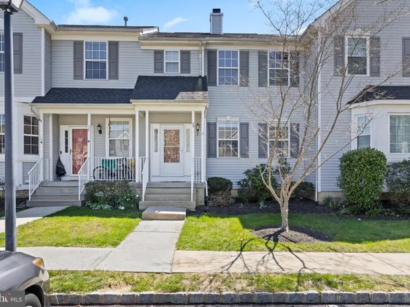 56 Hadley Dr, Robbinsville, NJ 08691