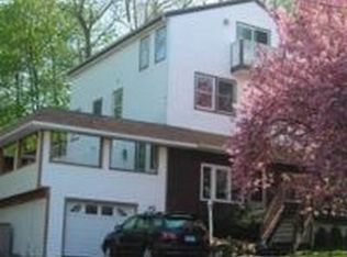 85 Long Island View Rd, Milford, CT 06460