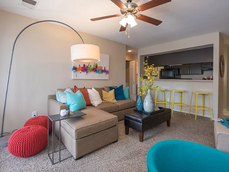 Reflection Cove Apartment Homes — Photo 1
