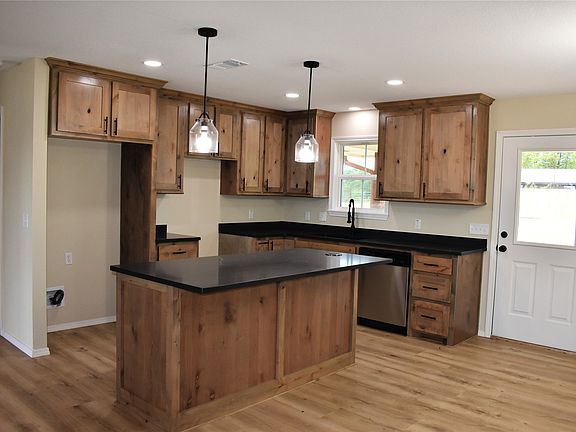 4th image of 2915 E 2090th Rd Lot 1