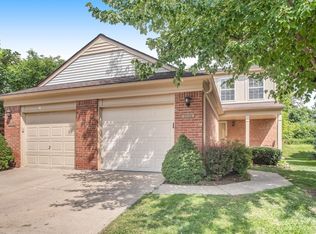 3135 Village Cir, Ann Arbor, MI 48108