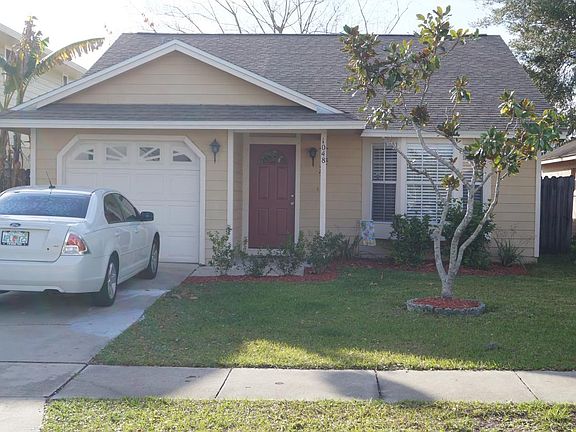 2nd image of 1048 Martin Blvd