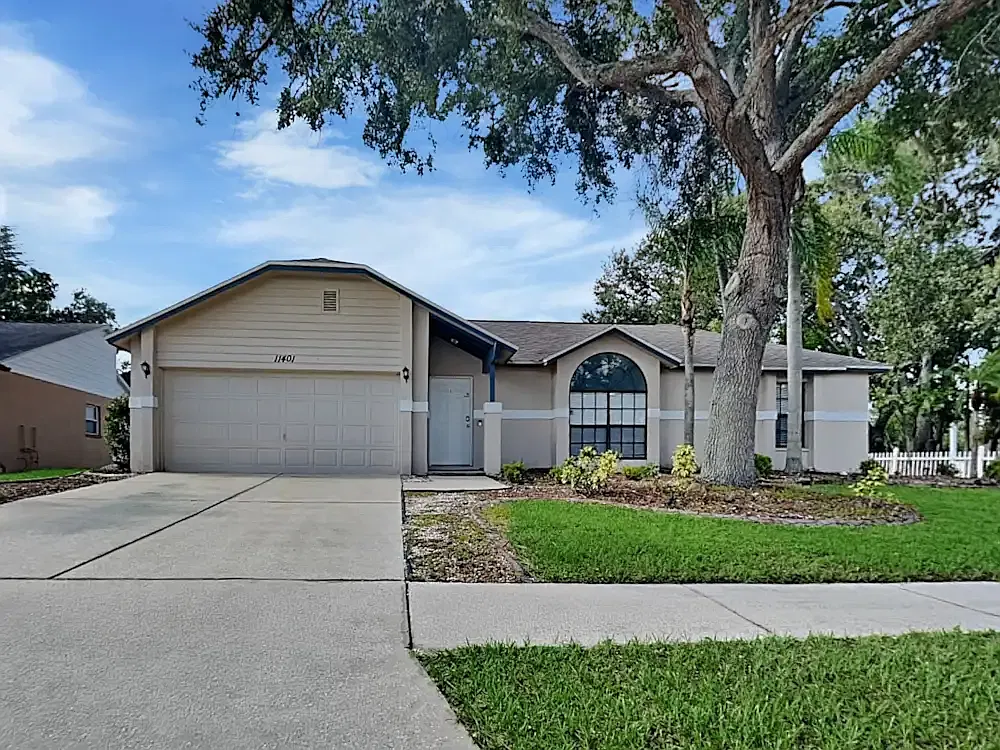 3 bed, 1435 sqft, $1,400 — Photo 1