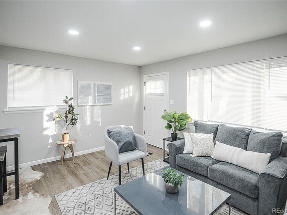5th image of 963 N Newton Street