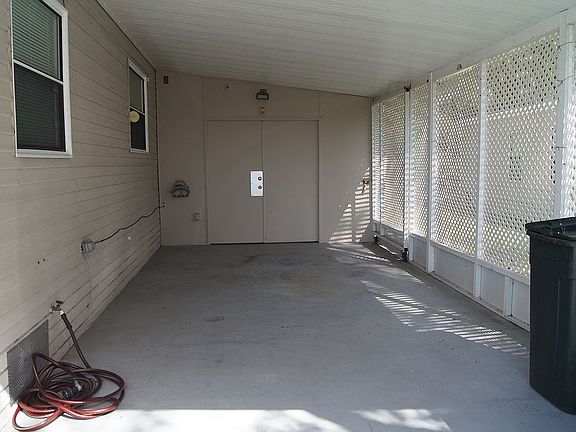 2nd image of 3451 Pelican Cir