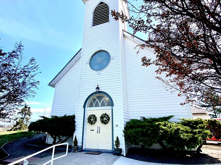 25 Summit Ave #A — Photo 9