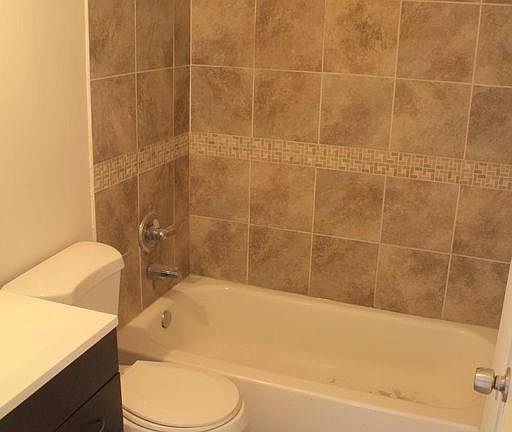 3rd image of 550 N 10th St #3F