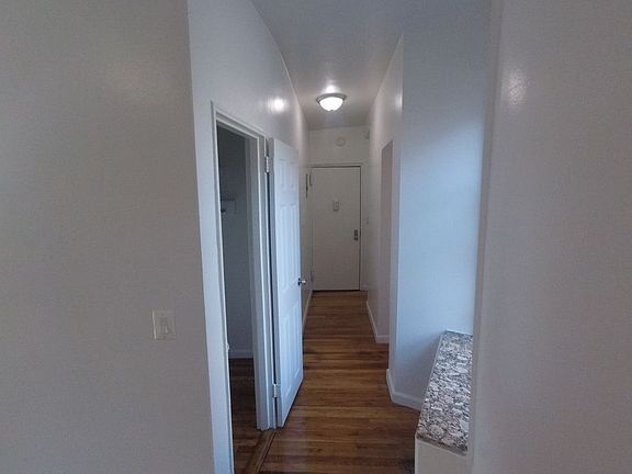 5th image of 1443 York Ave Frnt 2