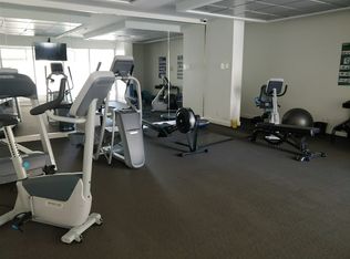 340 McLeod St, Ottawa, ON K2P1A4