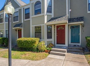 814 E Military St, Benicia, CA 94510