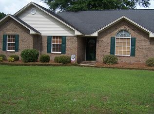 1176 Loblolly Dr, Manning, SC 29102